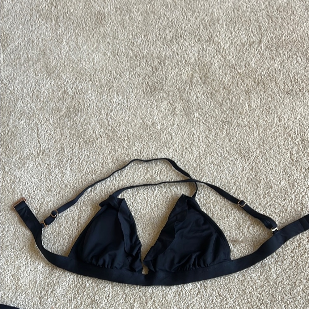 Shade & Shore Black Bikini Top